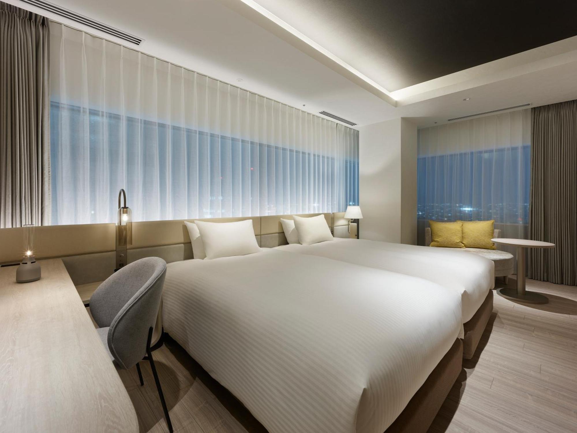 Mitsui Garden Hotel Yokohama Minatomirai Premier Экстерьер фото Deluxe Room